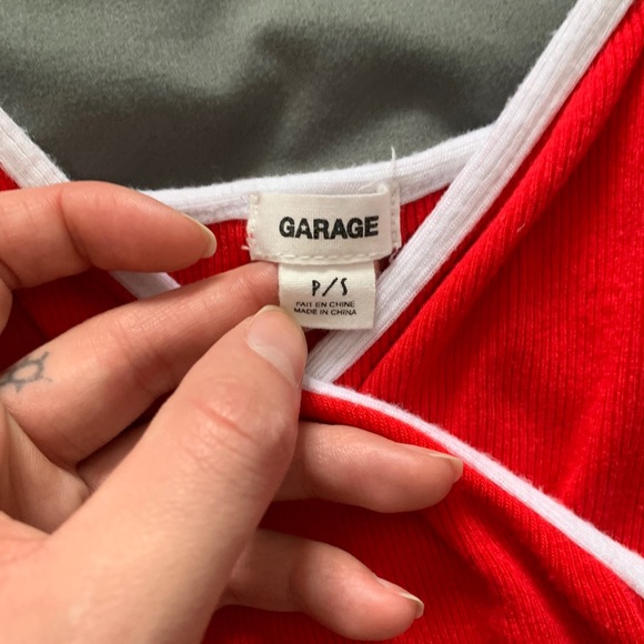 Garage cropped tank top - Picture 2 of 2